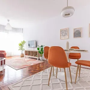 San With Private Parking Apartamento